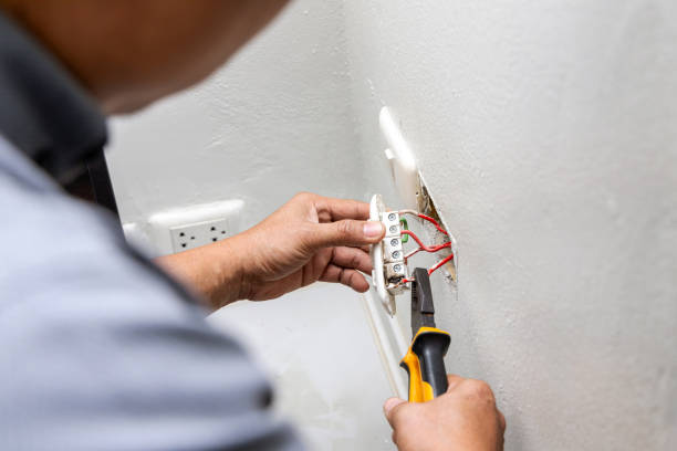 Best Affordable Emergency Electrician  in Cedar Point, NC